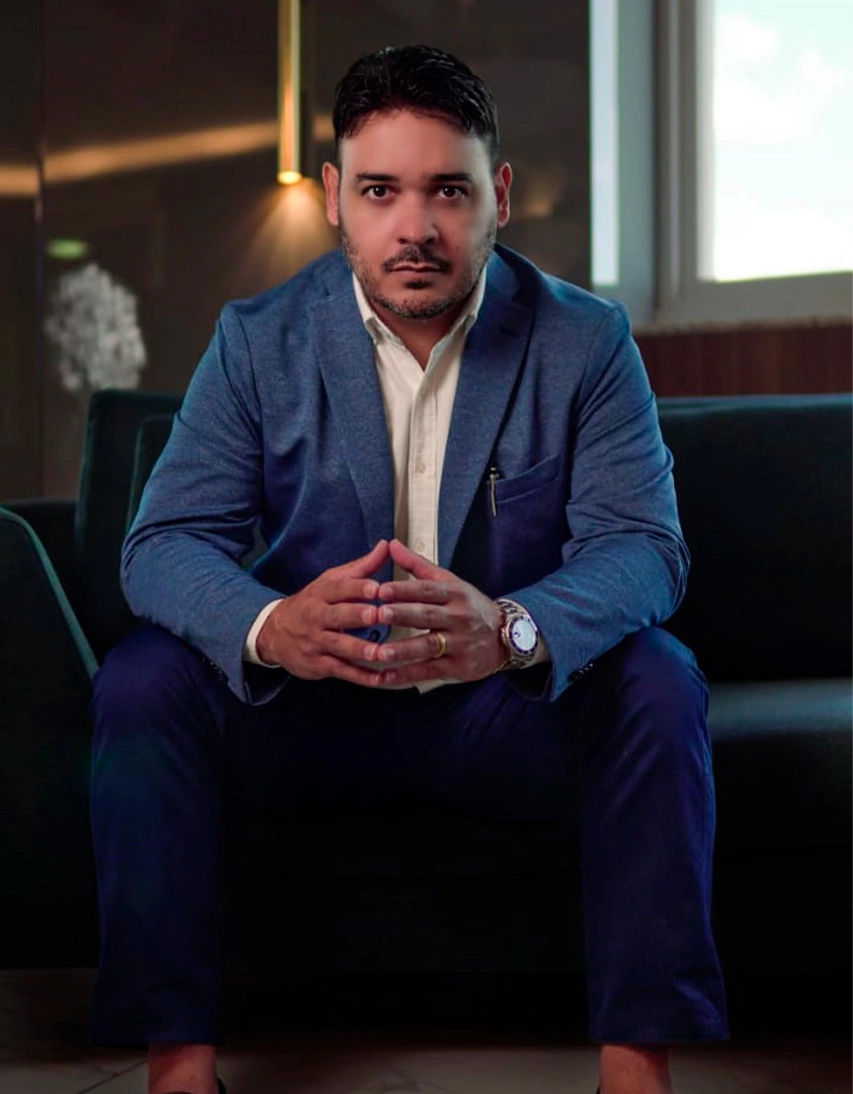 Dr. Dávison Fernandes